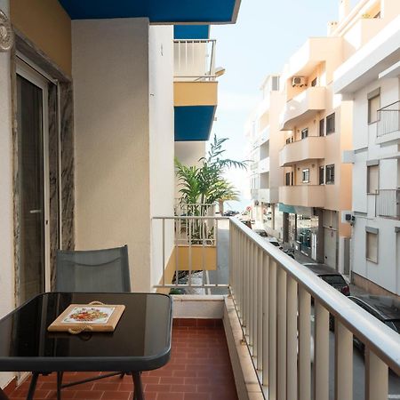 Jaune - 50 Meters To The Beach - Quarteira Extérieur photo