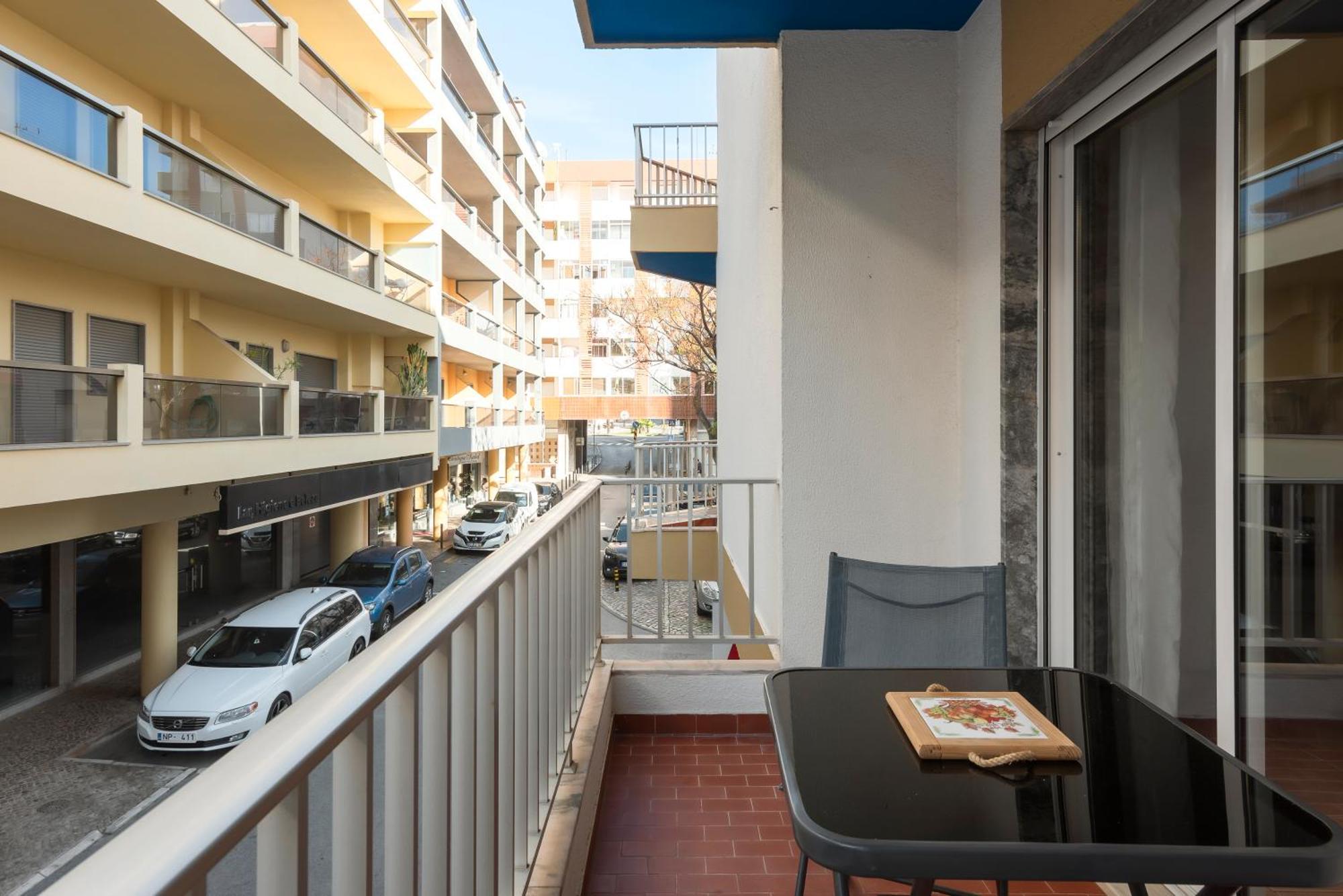 Jaune - 50 Meters To The Beach - Quarteira Extérieur photo